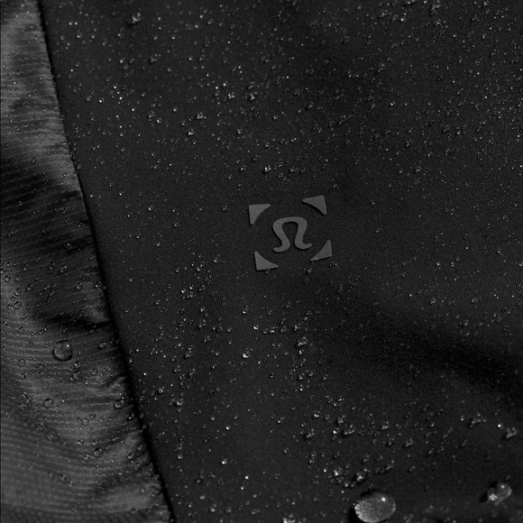 🍋Lululemon Fast and Free Jacket🍋 - Picture 7 of 10